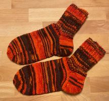 Kindersocken - 🧒 - handgestrickt- Grösse 32/33 ++NEU++