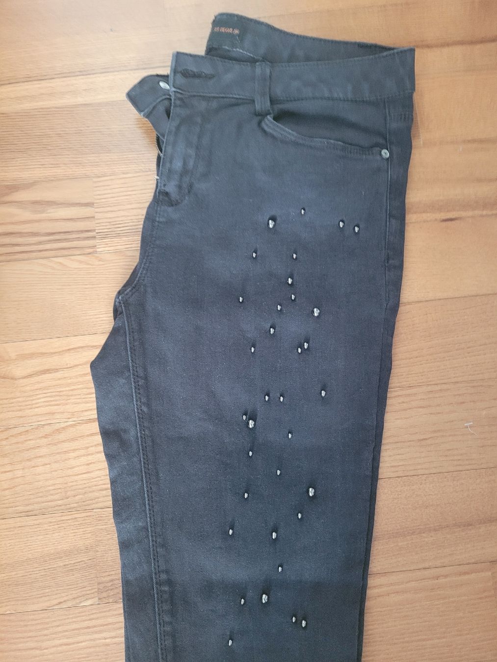 C&A Jeans: Black jeans mit Perlen – Gebraucht aus Winterthur von sar_zg7p
