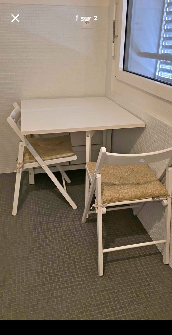 Ikea Tischset: Table cuisine depliable + 2 chaises – Gebraucht aus Renens VD von ave_298s