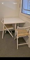 Table cuisine depliable + 2 chaises