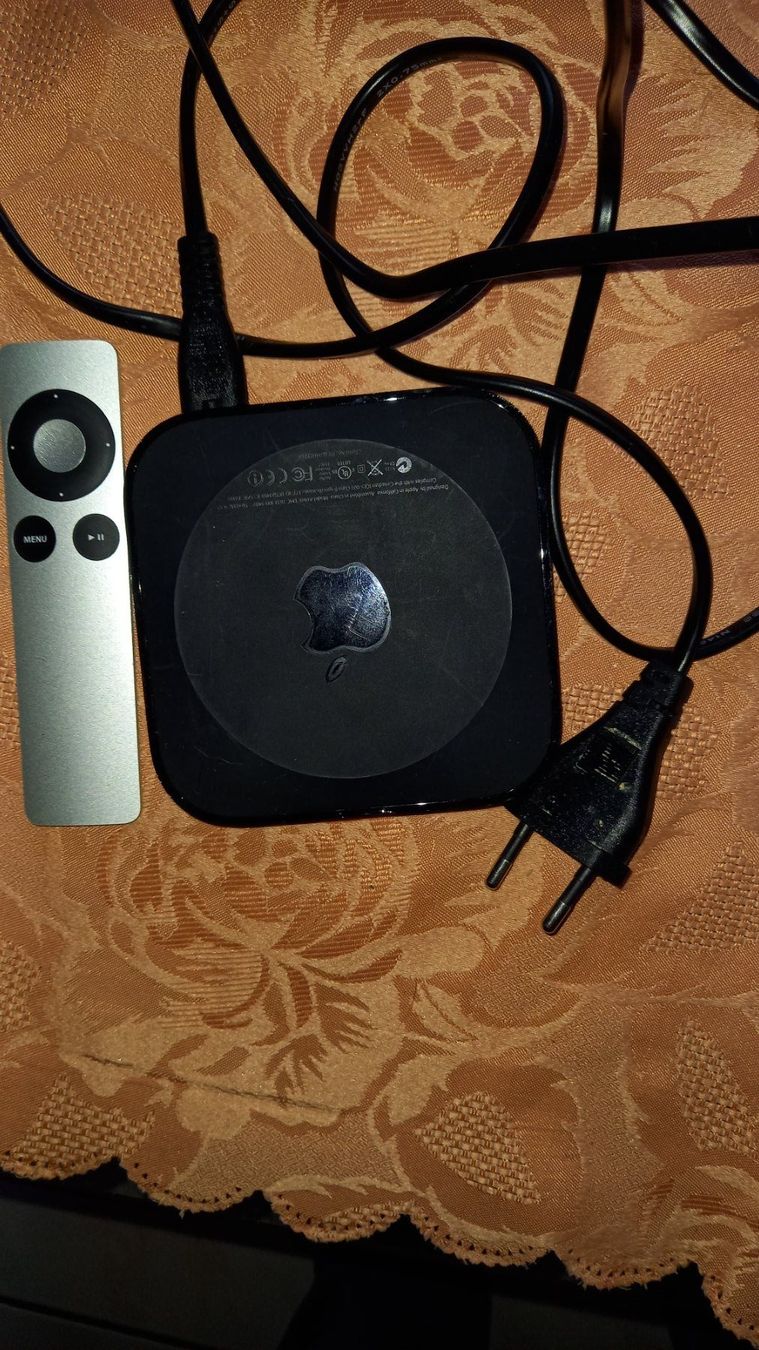 Ricevitori: Apple tv model md199fd/a 1080p 60hz – Usato da Wohlen AG venduto da poliziotto008