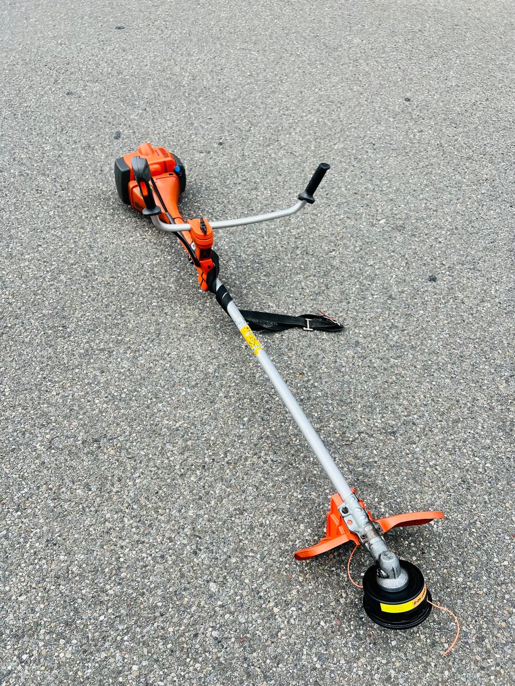 Husqvarna Tous les outils: Rasentrimmer Husqvarna 345 R – D'occasion à Urdorf par Faz_19 7