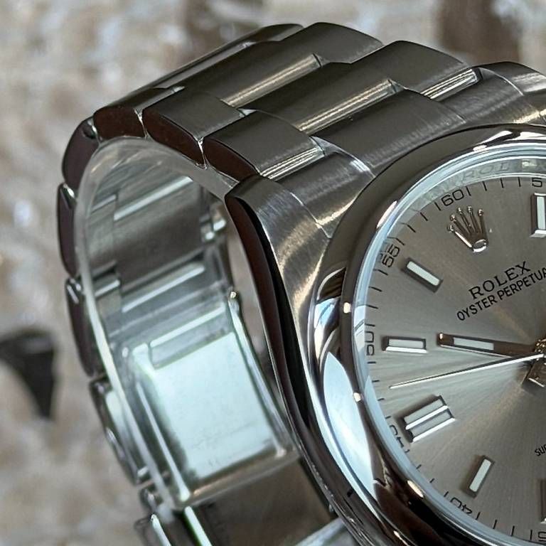 Montres: Rolex Oyster Perpetual 36mm 116000 – D'occasion à Genève par minty.watches 5
