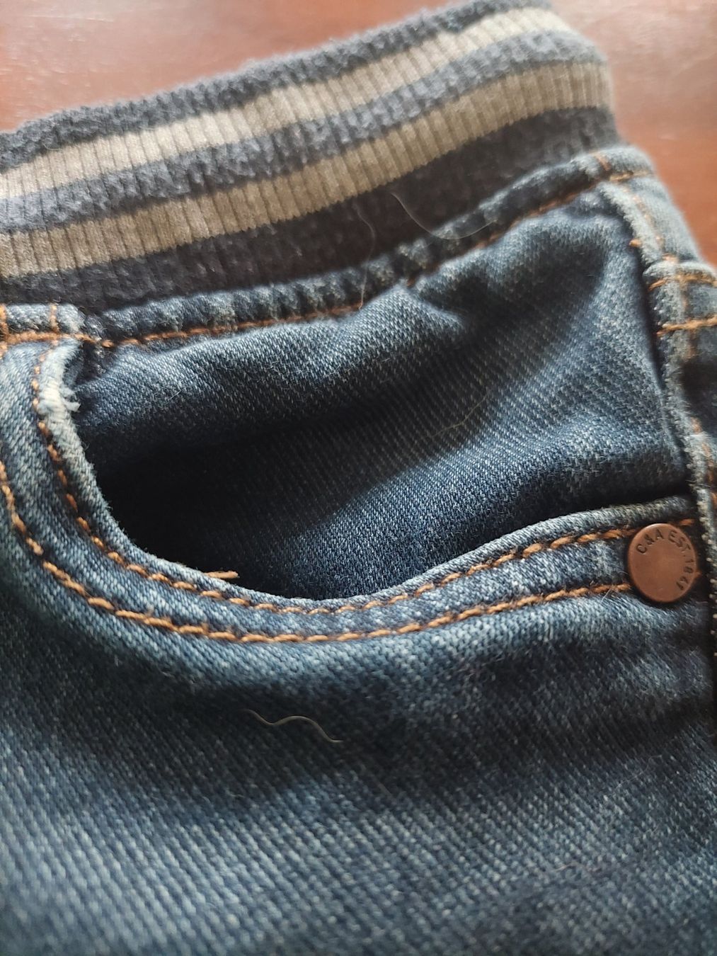C&A Pantaloni: C&A Jeans Dunkelblau Grösse 116 – Usato da Beckenried venduto da Havacola 3
