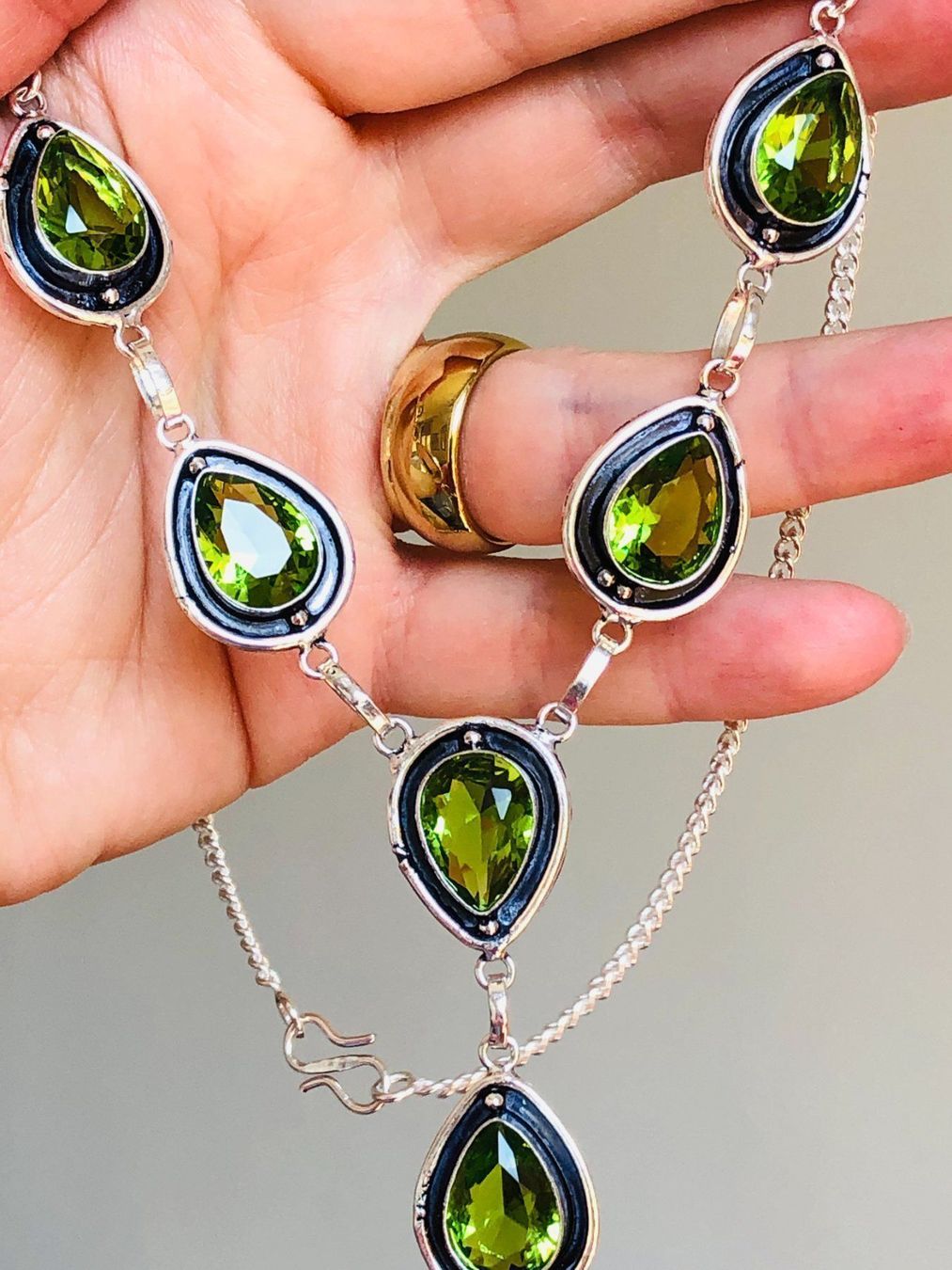 Catenine: PERIDOT – Nuovo e nell'imballaggio originale da Genève venduto da AGBERG 9