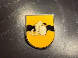 Wappen mit Fisch und Stein, selten und gut erhalten!