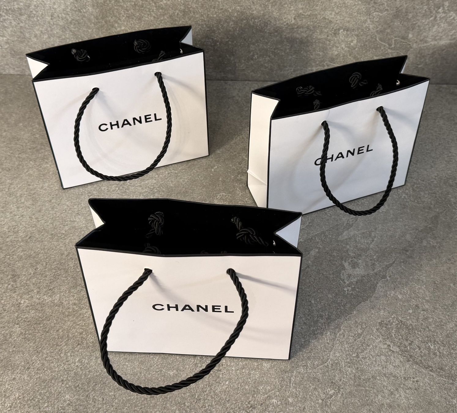 Chanel Borse: CHANEL MINI Taschen Set: 3-teilig ... – Nuovo e nell'imballaggio originale da Klosters venduto da ClodiKL 1
