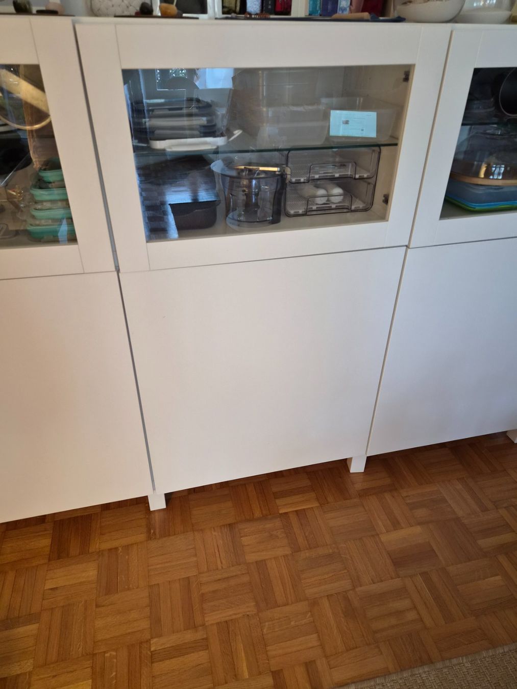 Buffets: Grand buffet blanc 3 éléments avec vitrines – D'occasion à Lausanne par leroyaumedereven 1