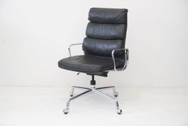 Herman Miller Eames Soft Pad EA219 Leder Designklassiker