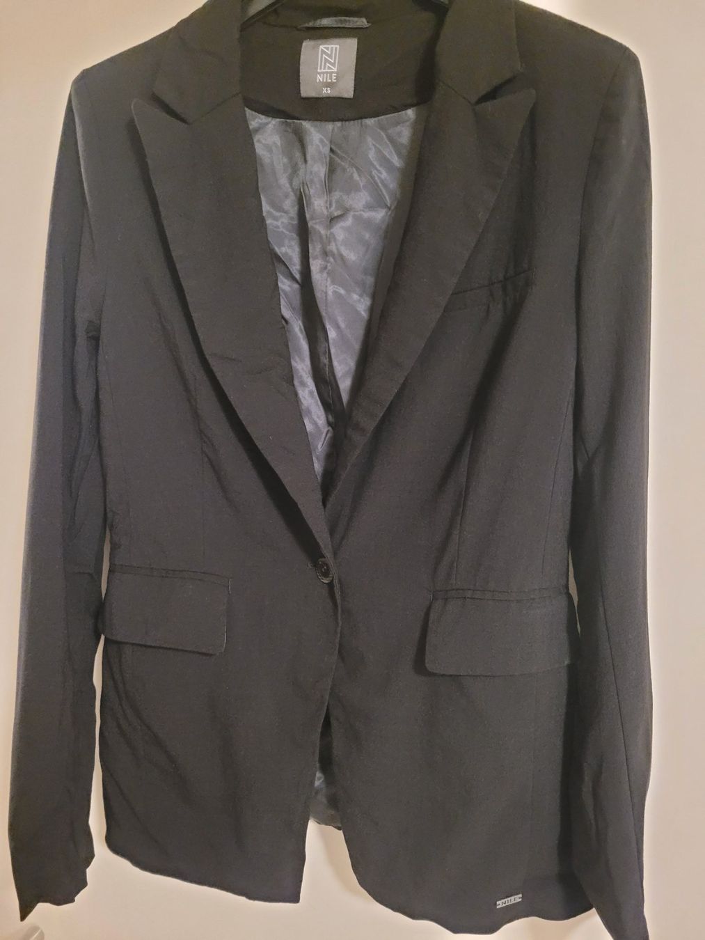 Nile Jacken: Nile blazer, schwarz, neu, gr xs – Neu (gemäss Beschreibung) aus Luzern von Ami-be