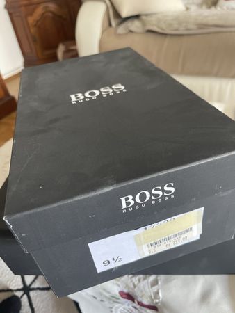 Chaussures homme BOSS cuir noir neuves T 9.5