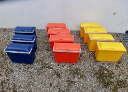 Aufbewahrungsboxen / Behälter mit Tragbügel, 11 Stk.