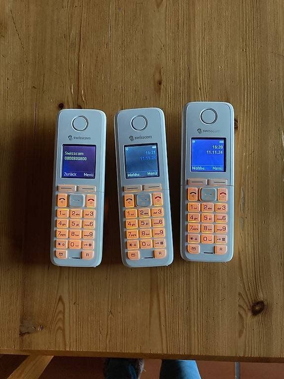 Swisscom Telefoni: Set: Telefon Aton CLT112-CL112 – Usato da Orselina venduto da Vrenegonde 3