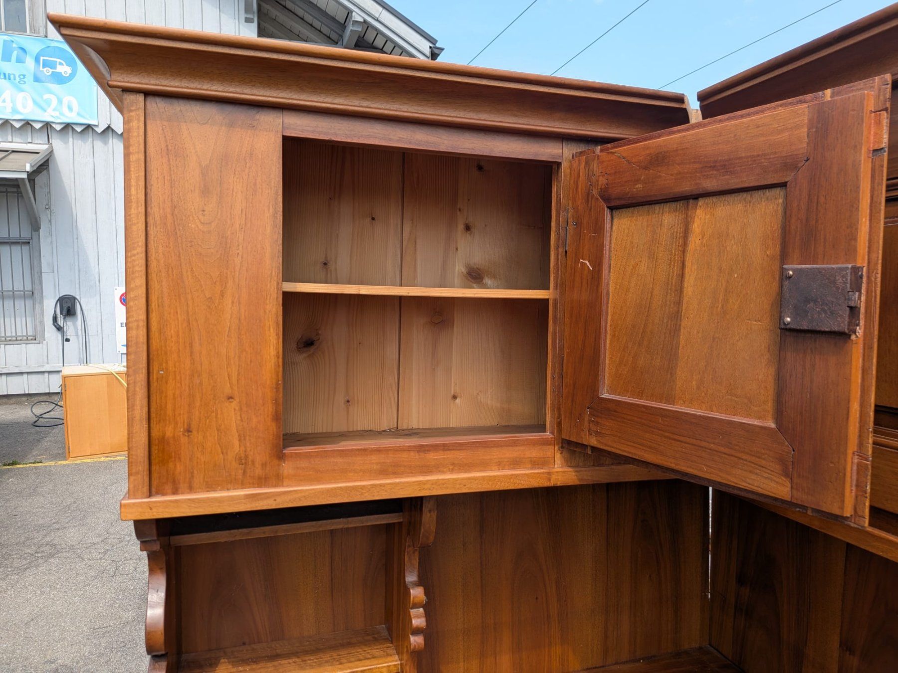 Buffets: Eckbuffet Holz, 4 Türen, Ablagen - Ref. 07/30 – D'occasion à Au ZH par BrockiAu 6