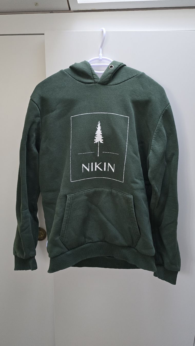 Nikin Pullover & Sweatshirts: Nikin Pullover mit Kapuze Grösse M dunkelgrün – Gebraucht aus Hurden von mar_7ssf