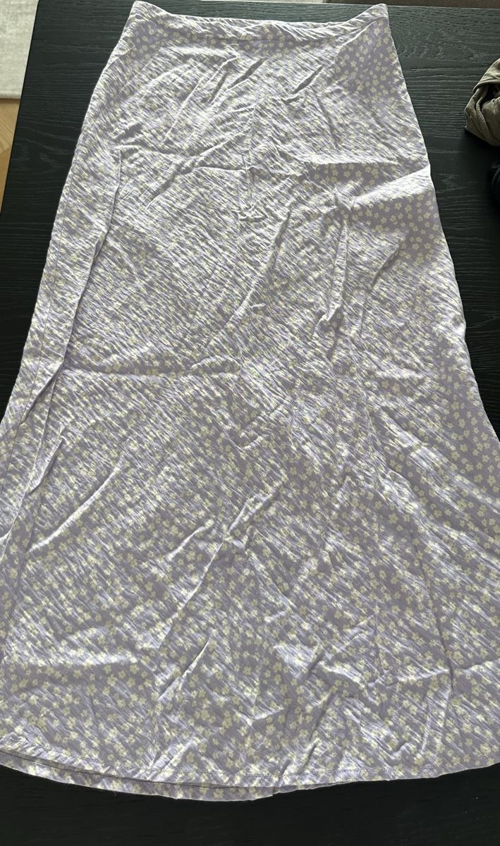 Gonne: Summer Floral Midi Skirt  – Usato da Zürich venduto da juz_2t2j