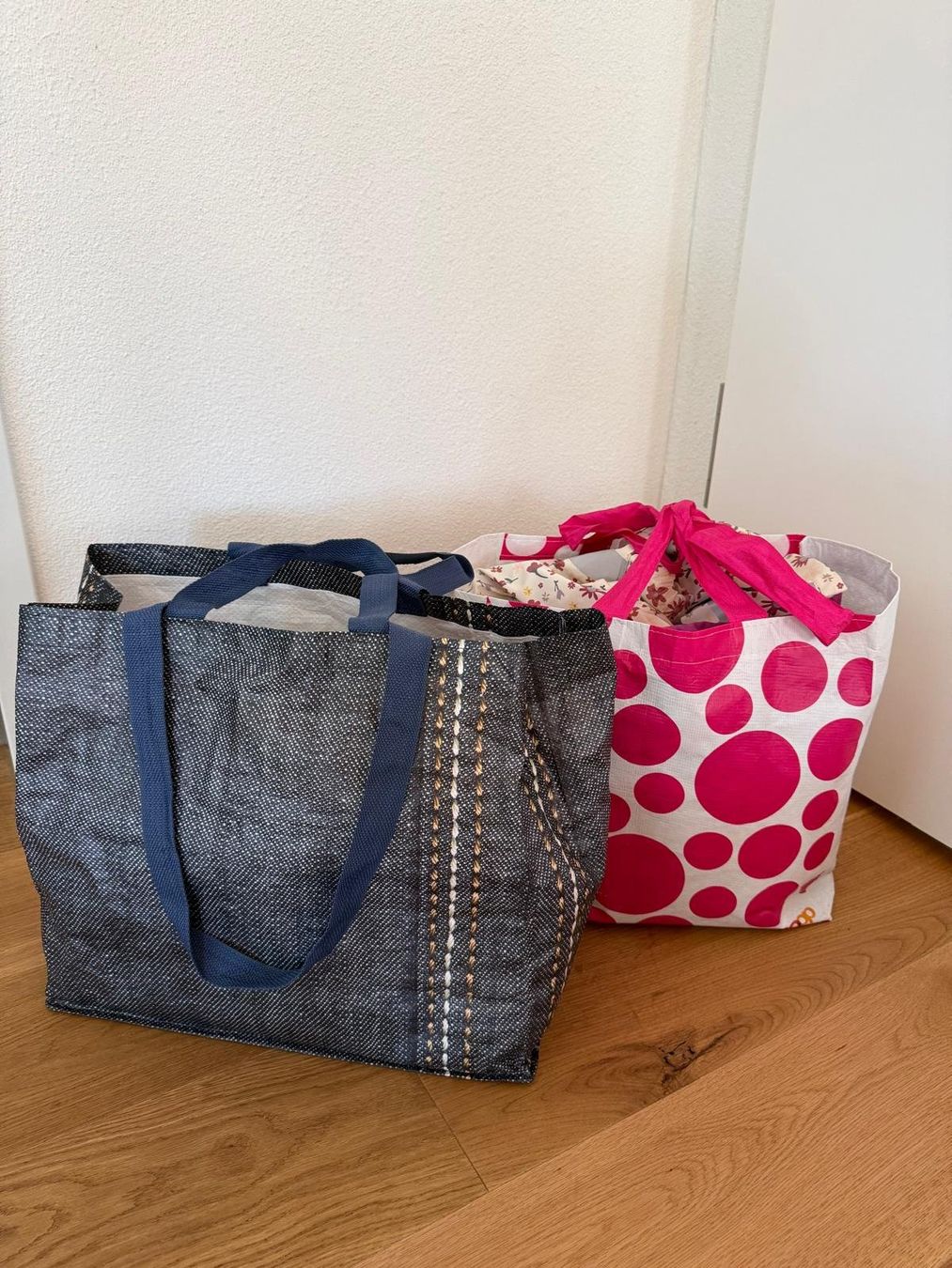 Lotti & Set di vestiti: Madchen Kleider Paket 86/92 – Usato da Basadingen venduto da ChristabelsCloset