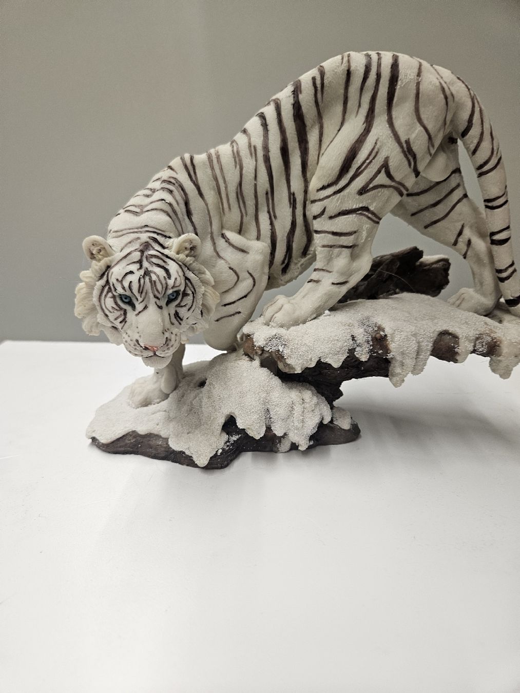 Figuren: Weisser Tiger 20x26cm – Neu (gemäss Beschreibung) aus Dielsdorf von Kenan997