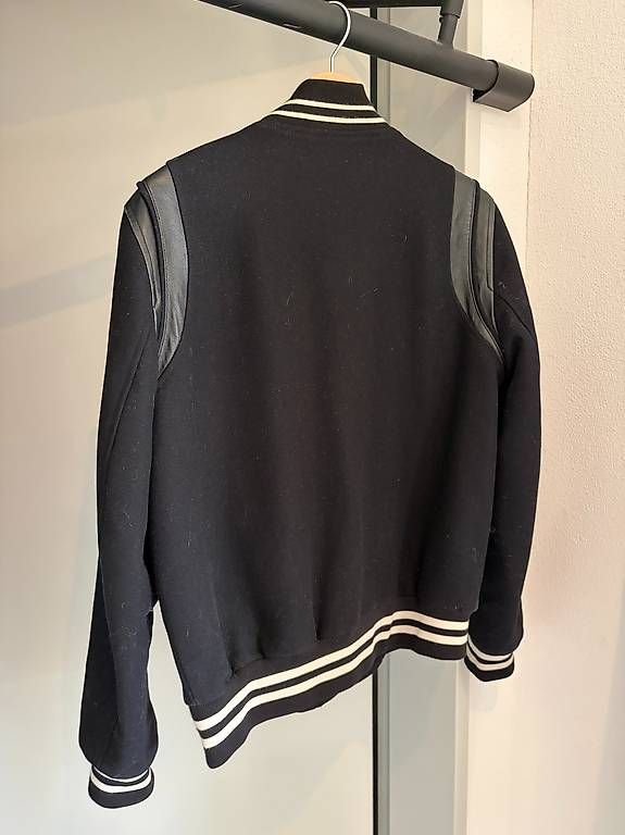 Giacche: Sandro Collegejacke Varsity Schwarz, Gr. M – Usato da Zürich venduto da ncm3010 1