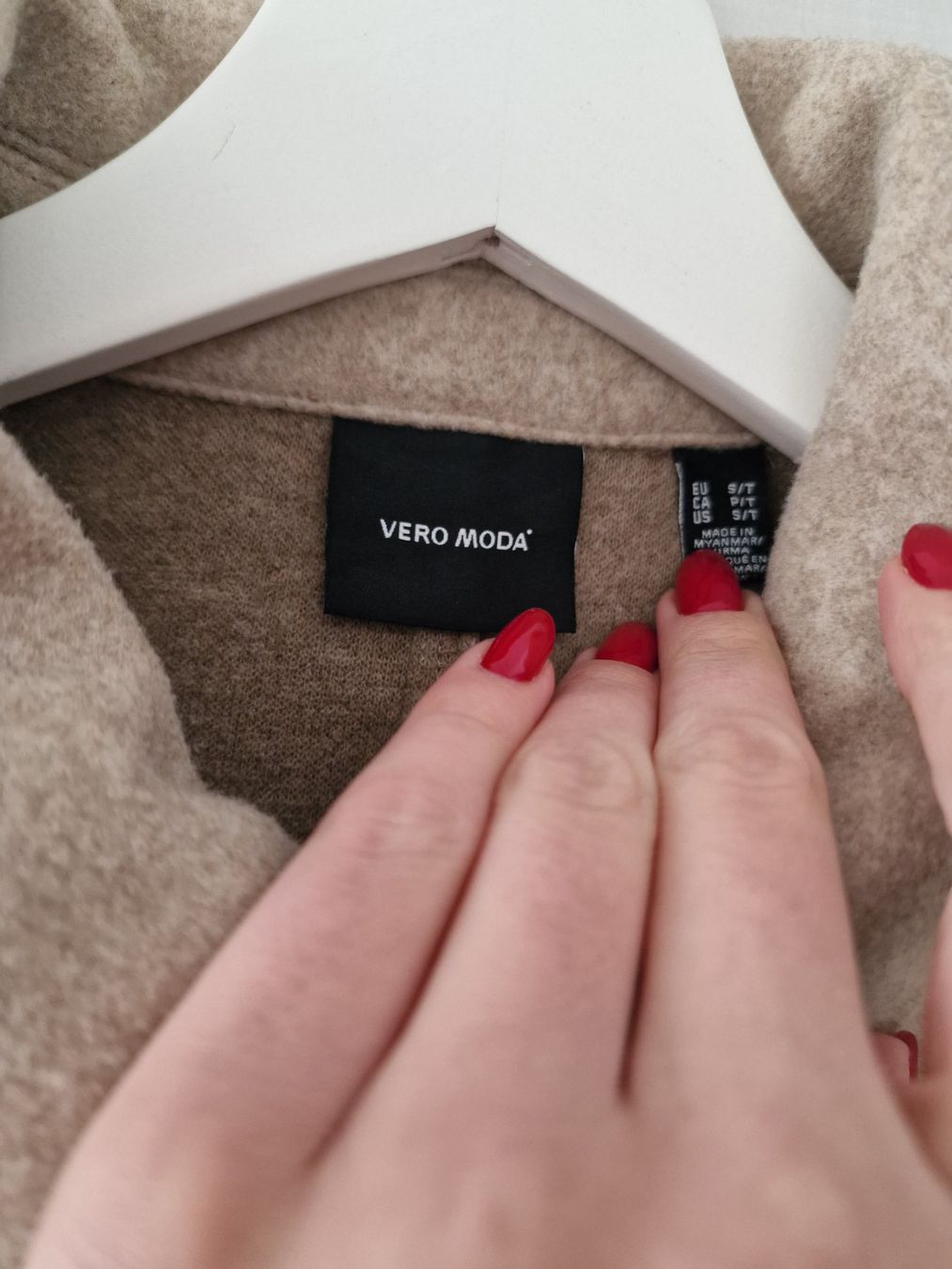 Vero Moda Cappotti: Mantel Vero Moda – Usato da Altishausen venduto da ter_58nj 1