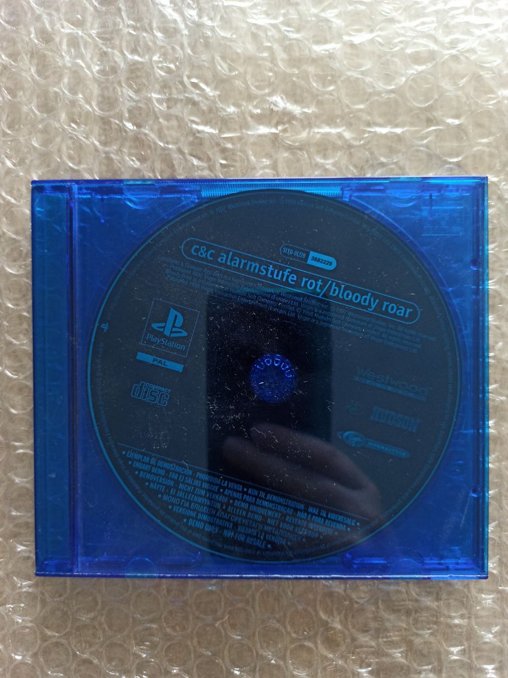 Giochi: Command & Conquer Alarmstufe Rot / Bloody Roar / Demo PS1 – Usato da Oberweningen venduto da mar_87mx 1