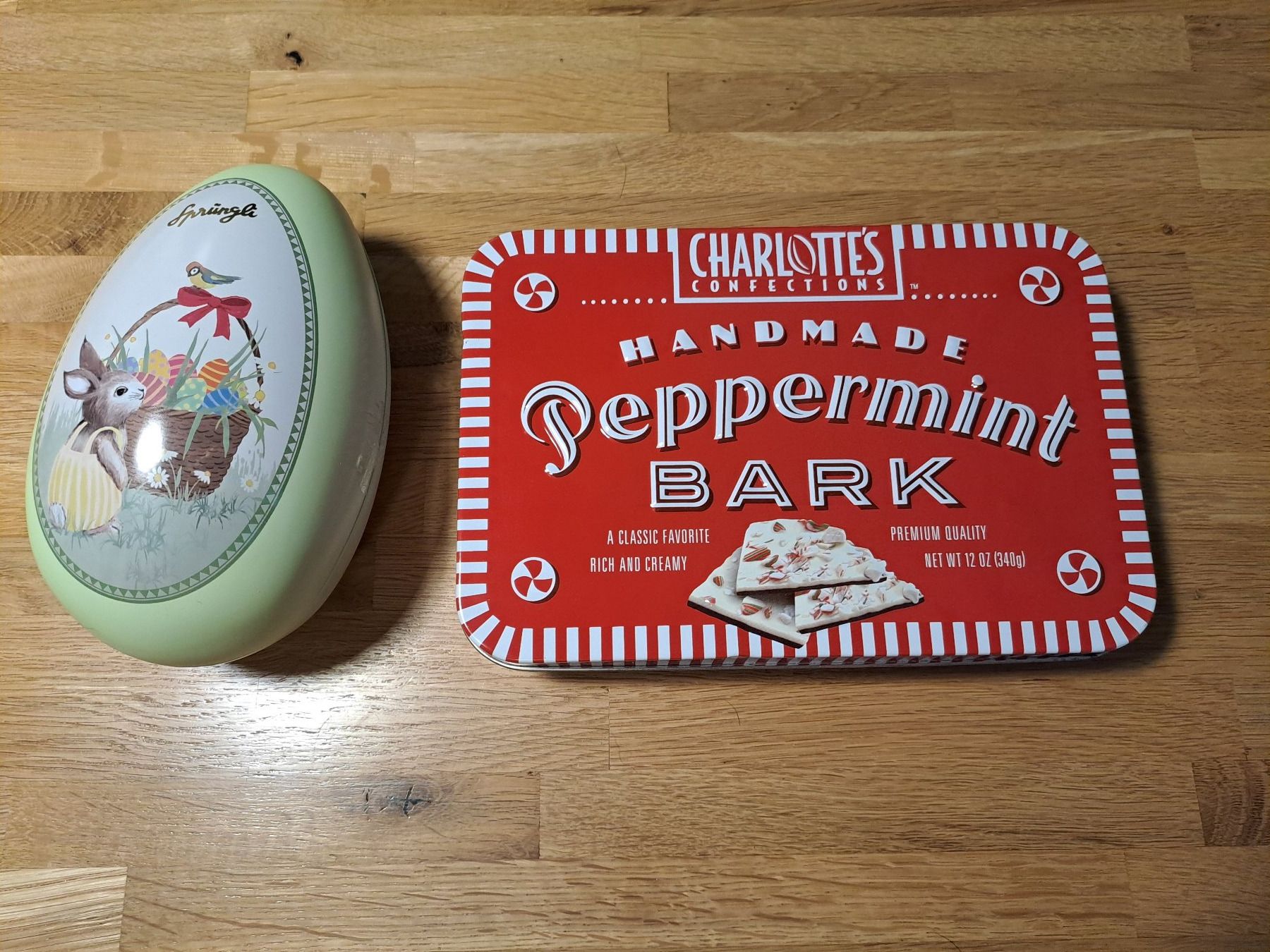 Tutte le decorazioni: Two metal tins – Usato da Rieden AG venduto da Werkstattlaedeli