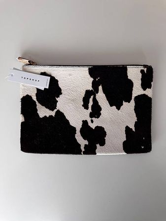 Topshop Clutch in Kuh-Optik