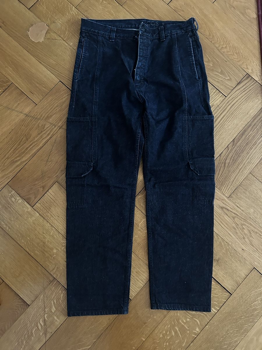 Cos Jeans: cos indigo cargo hose – Usato da Zürich venduto da ema_li 1