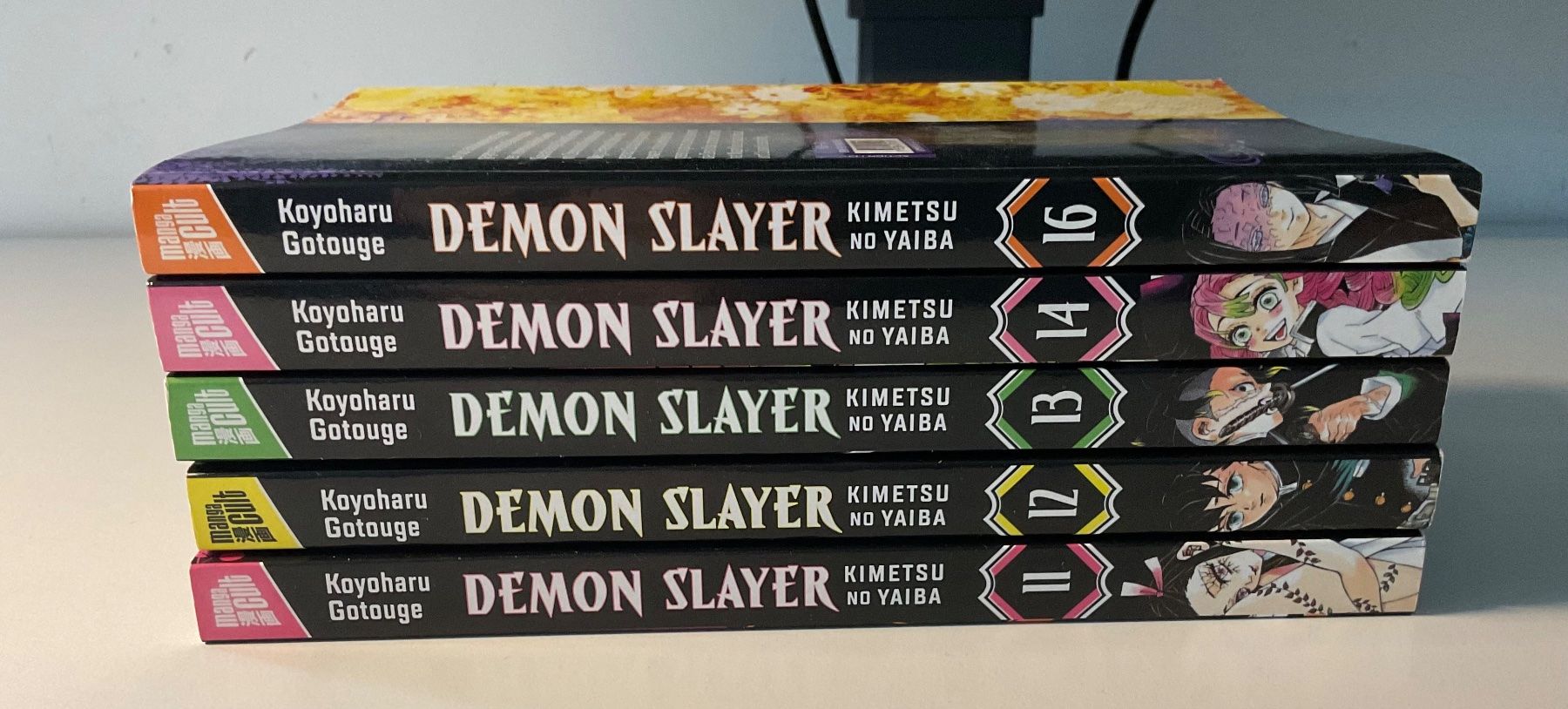 BD: Demon Slayer Bänder 11-14 und 16 – D'occasion à Bonstetten par rol_zk5s 2