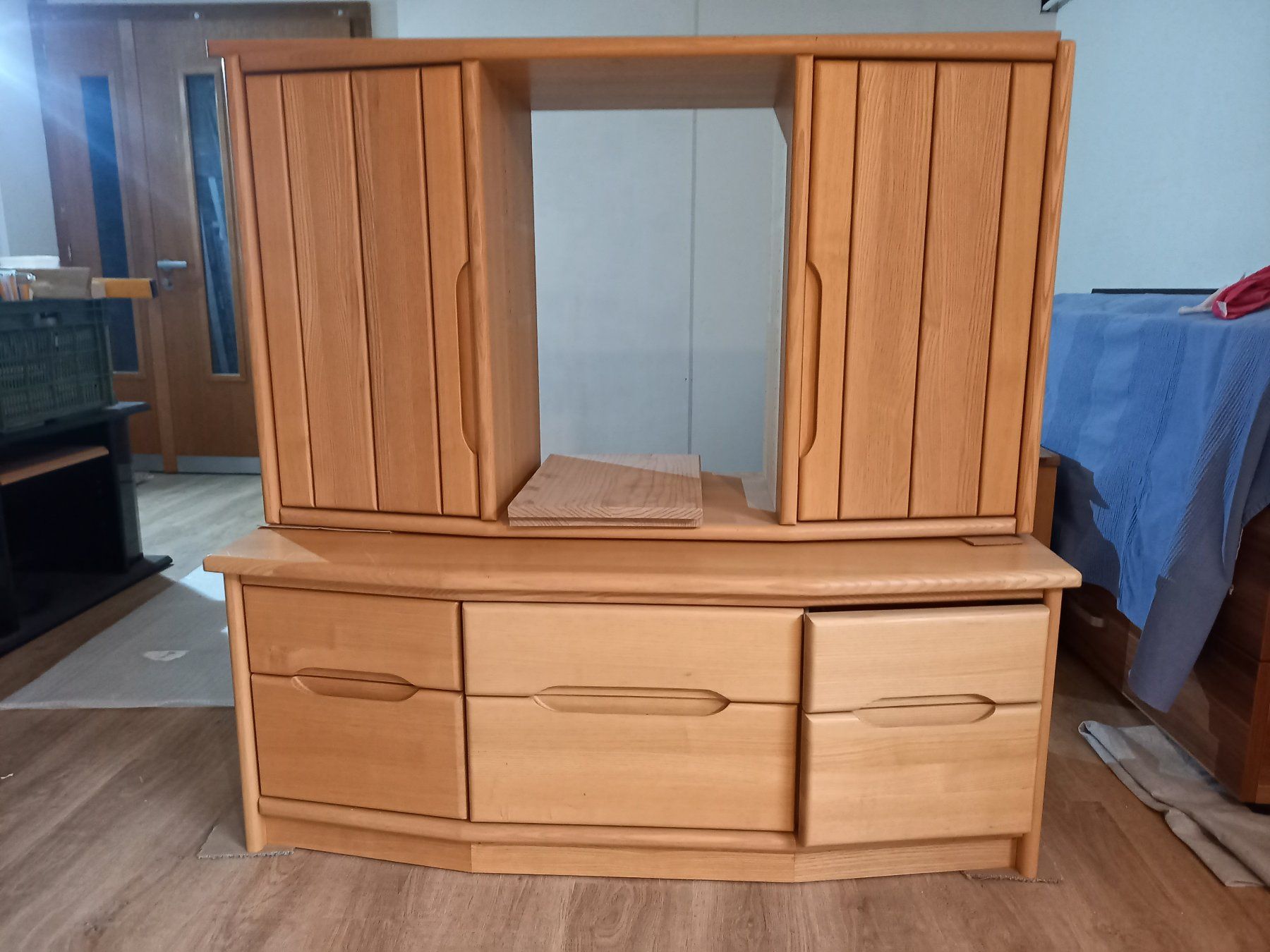 Scaffali: Wohnwand  Produkt:  Aebi Möbel Huttwil – Usato da Huttwil venduto da Galerie04 1