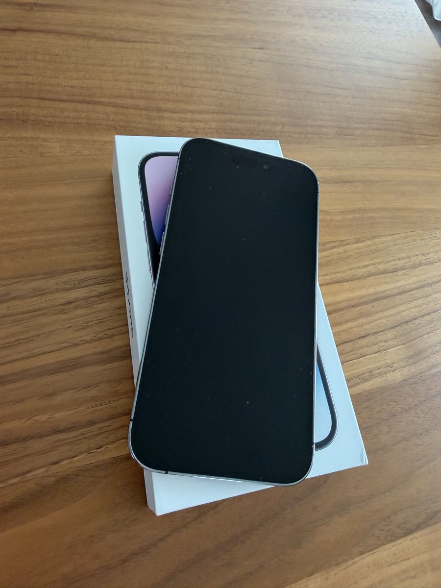 Apple Portables: Iphone 14 Pro Dunkellila – D'occasion à Höri par Caserta01 1