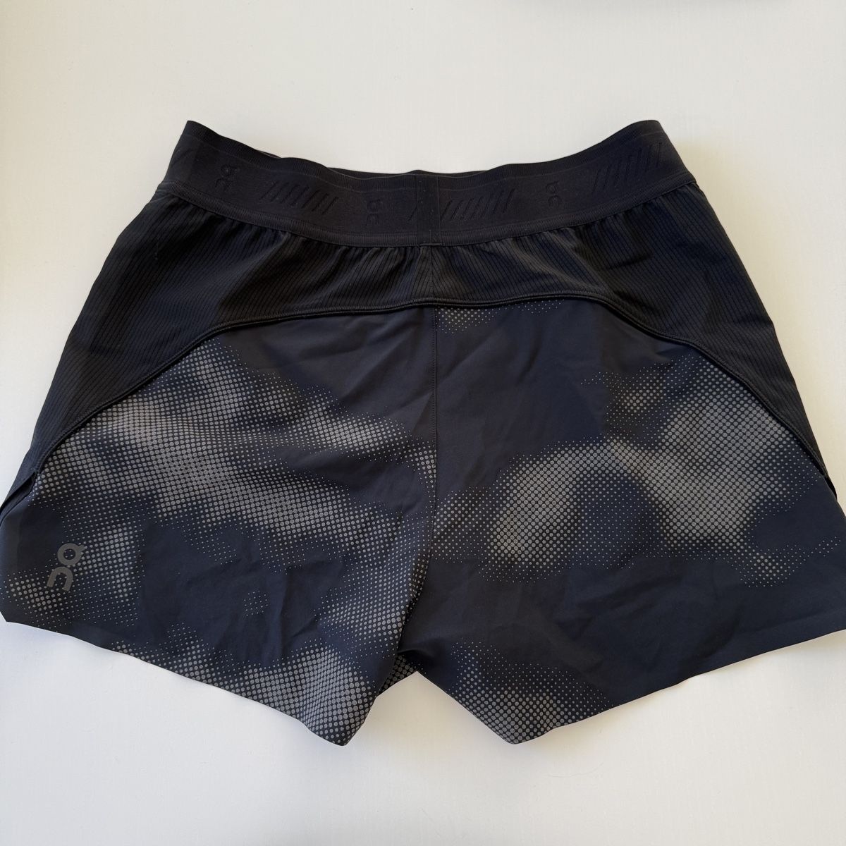 Pantaloni: ON RUNNING New Shorts – Nuovo (secondo la descrizione) da Emmen venduto da Avviivva_Com2023 2