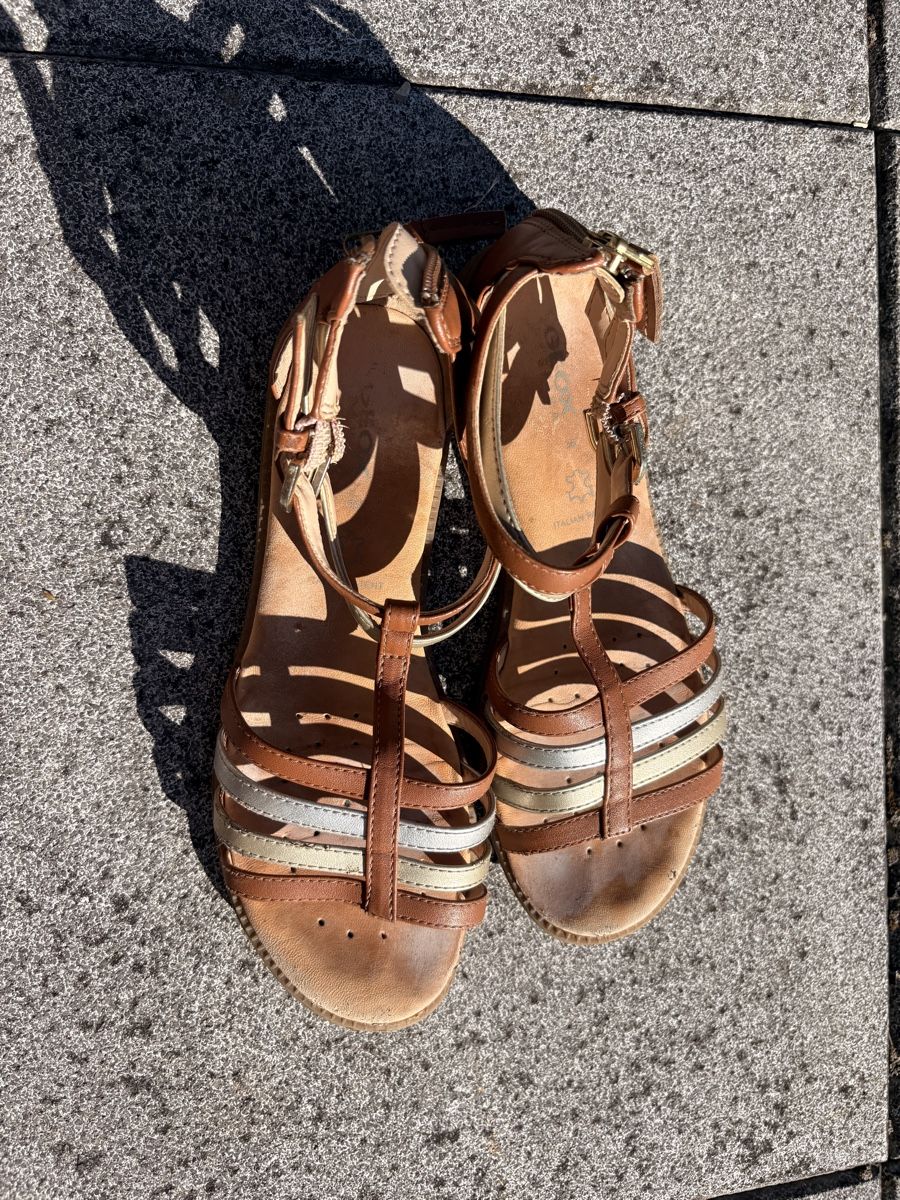 Geox Scarpe per ragazze: Geox Sandalen – Usato da Zürich venduto da del_9vlj