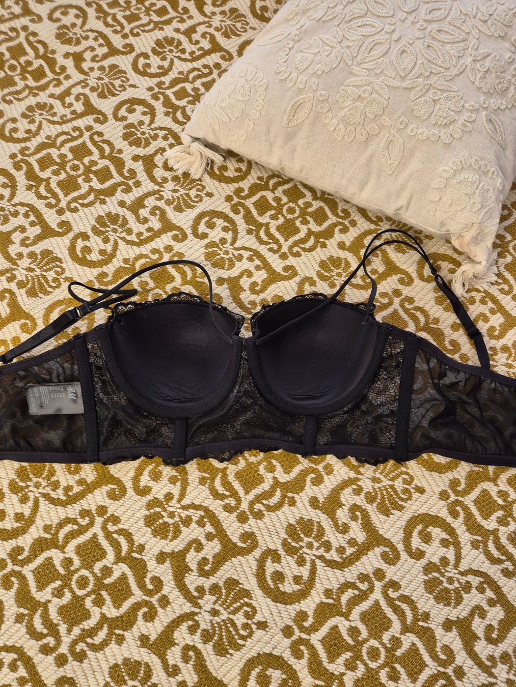 Altra biancheria intima: BH von H&M – Usato da Leissigen venduto da ali_k9v8 3