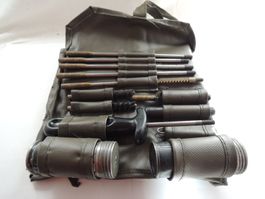 Original Armee Putzzeug mit Tasche, vollständig!