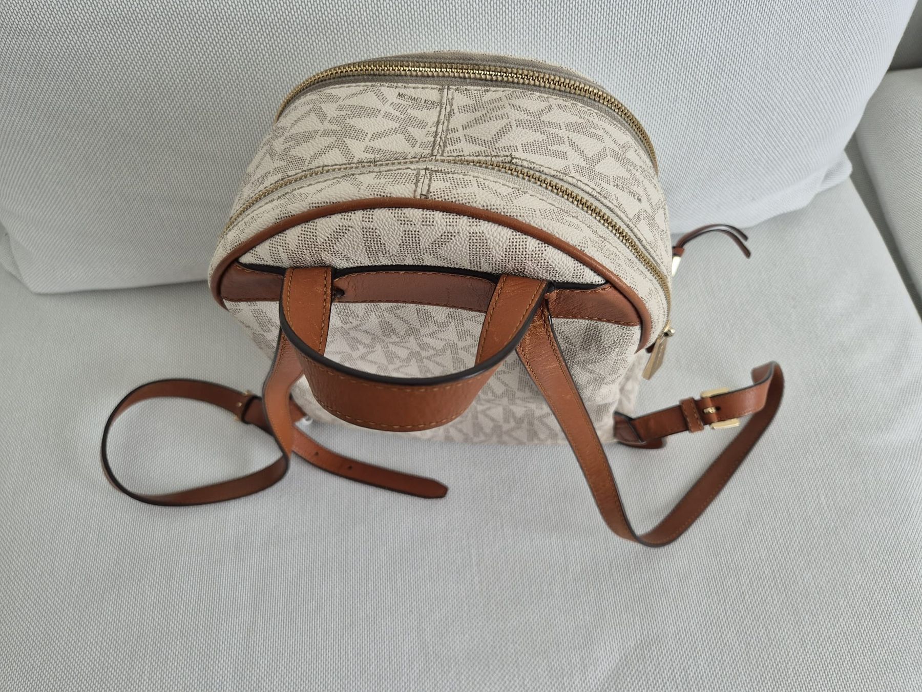 Michael Kors Zaini: Michael Kors Rucksack – Usato da Basel venduto da kimi.86 3