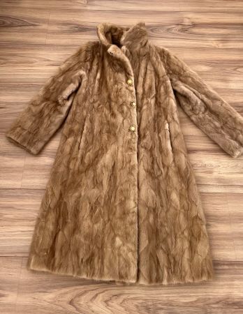 Vintage Mink Coat, size M, very good condition