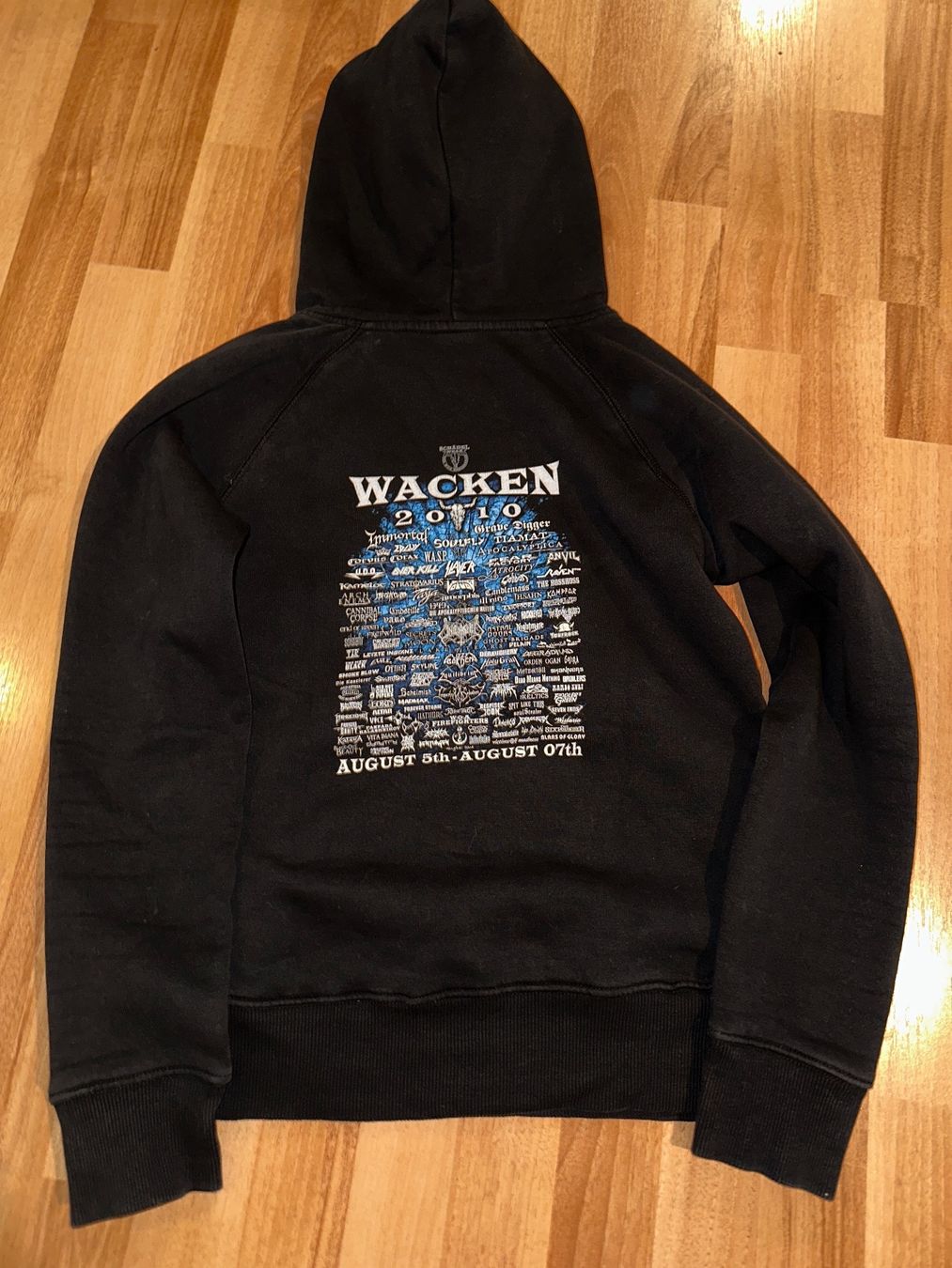 Maglioni & Felpe: Kapuzenpullover Wacken 2010 Gr. S schwarz – Usato da St. Gallen venduto da mai_zpt7 1