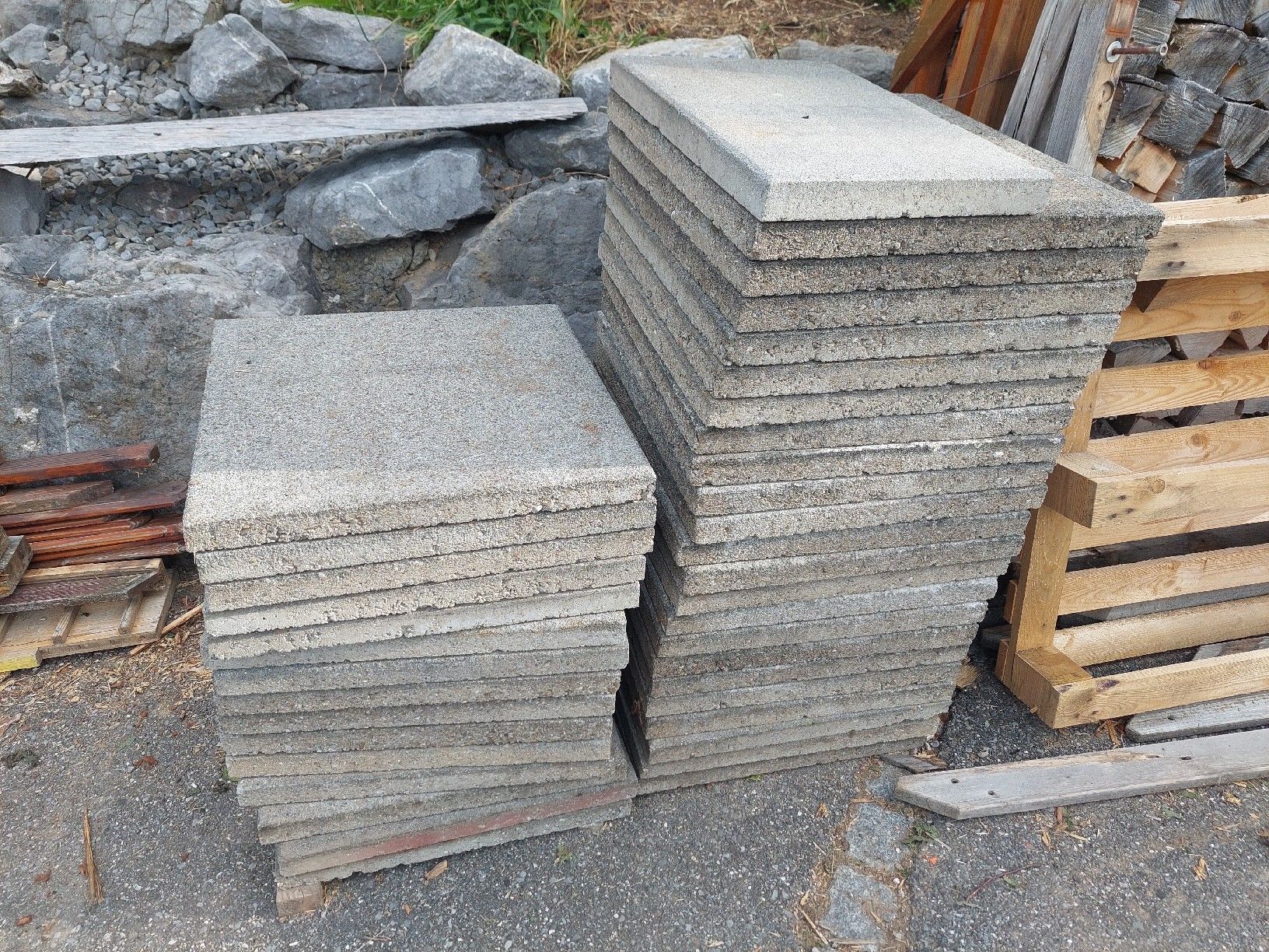 Rivestimenti per pavimenti: Gartenplatten 50x50 ca.9m2 – Usato da Amden venduto da bach22 1