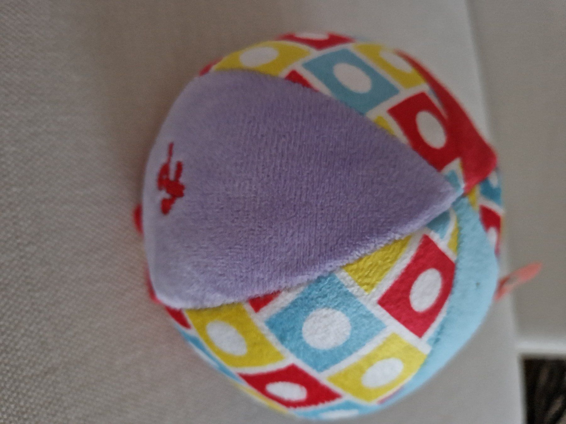Palloni: Weicher Ball mit Glöckchen innwendig – Nuovo (secondo la descrizione) da Arlesheim venduto da Vera6 4