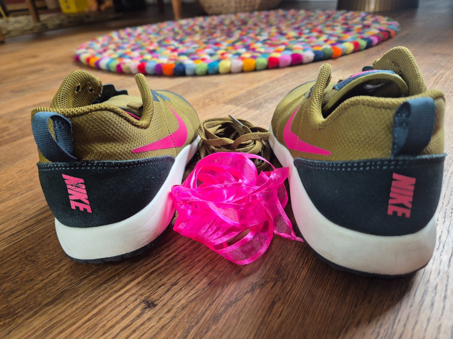 Nike Scarpe da donna: Nike sneakers size 38 – Usato da Zürich venduto da monadiederich 2