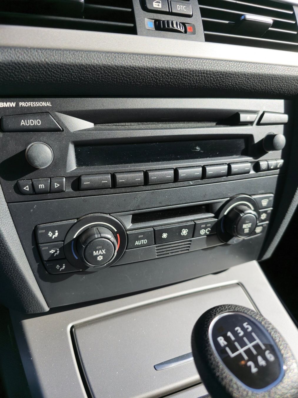 BMW Autos: BMW 320i E90 TOP Zustand ** 1. Hand ** – Gebraucht aus Oberrohrdorf von  8