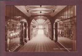 LAUSANNE - Galeries St. François