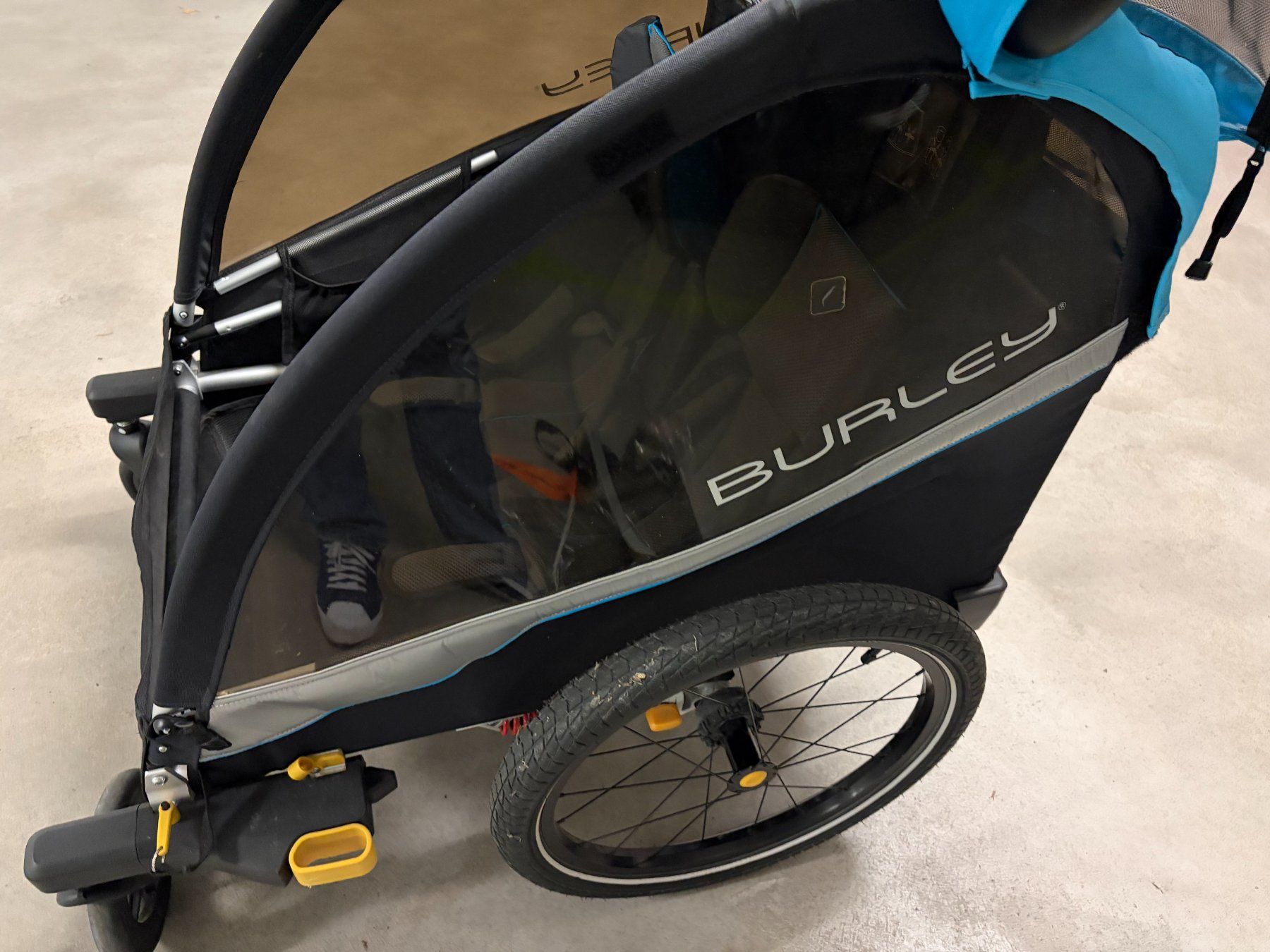 Burley Rimorchi: Mit Two wheel stroller und jogging kit- Burley D’Lite X Doub – Usato da Nänikon venduto da jul_r62x 2