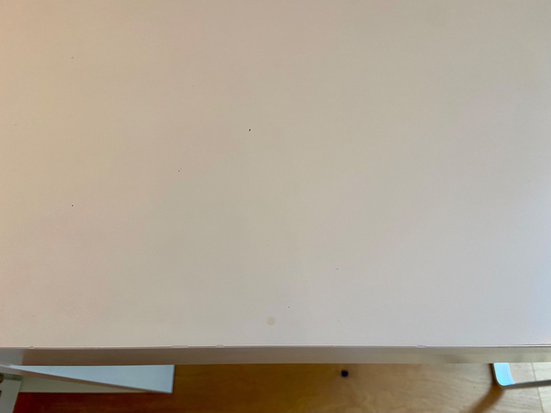 Ikea Scrivanie: Schreibtisch Micke IKEA – Usato da Gündisau venduto da Glueckspilzli 3