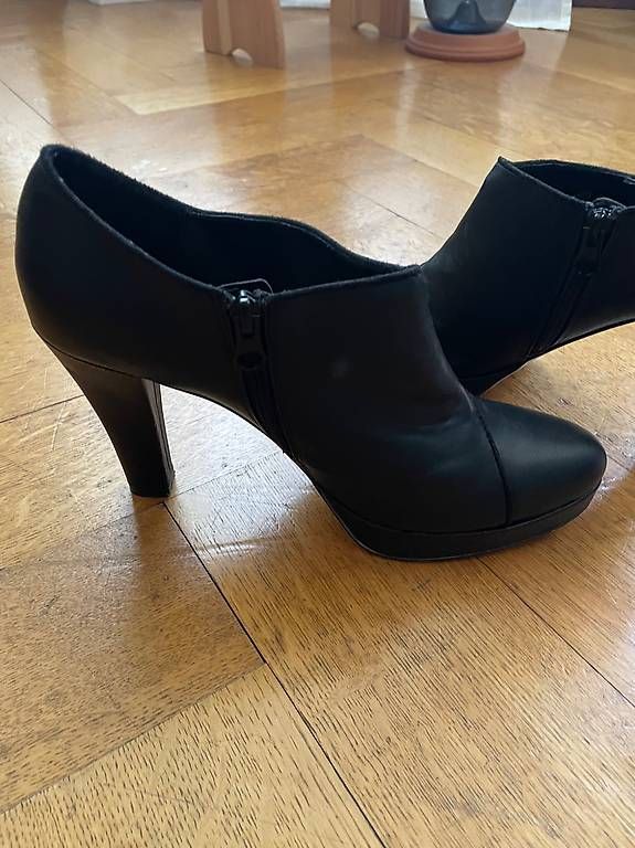 Damenschuhe: Bottines en cuir veritable taille 40 – Gebraucht aus Fribourg von mar_6syg 2