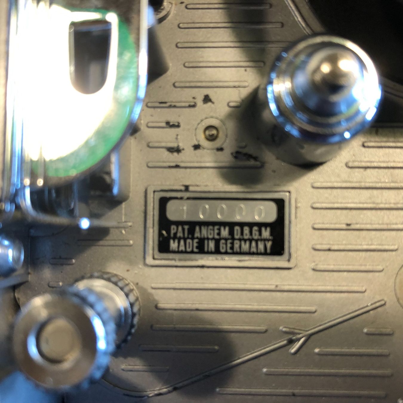Videocamere: caméra Cima 8 et super 8 opérationel avec accessoires – Usato da Poliez-Le-Grand venduto da Japi0 3
