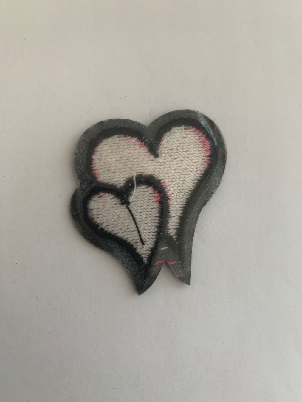 Toppe: Herz Rosa Badge, Patch, Bügelbild – Nuovo e nell'imballaggio originale da Ostermundigen venduto da Mcone 2