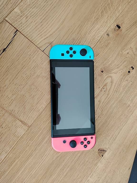 Konsolen: Nintendo Switch – Gebraucht aus Unterseen von lea_g22z 1
