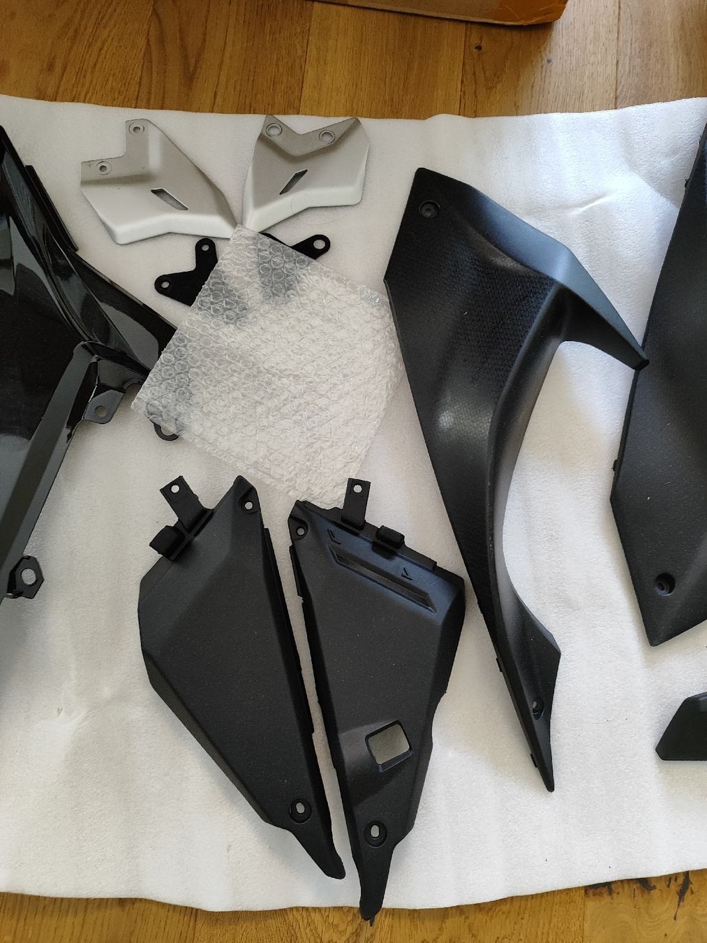 Tutti i ricambio per moto: Kawasaki Ninja 650 Fairings 2017-2019 – Usato da Mülligen venduto da vagos85 5
